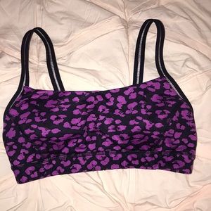 Lululemon sports bra